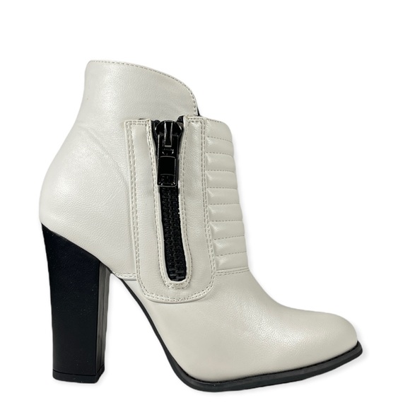 Stoosh White Heel Boots - Picture 3 of 3